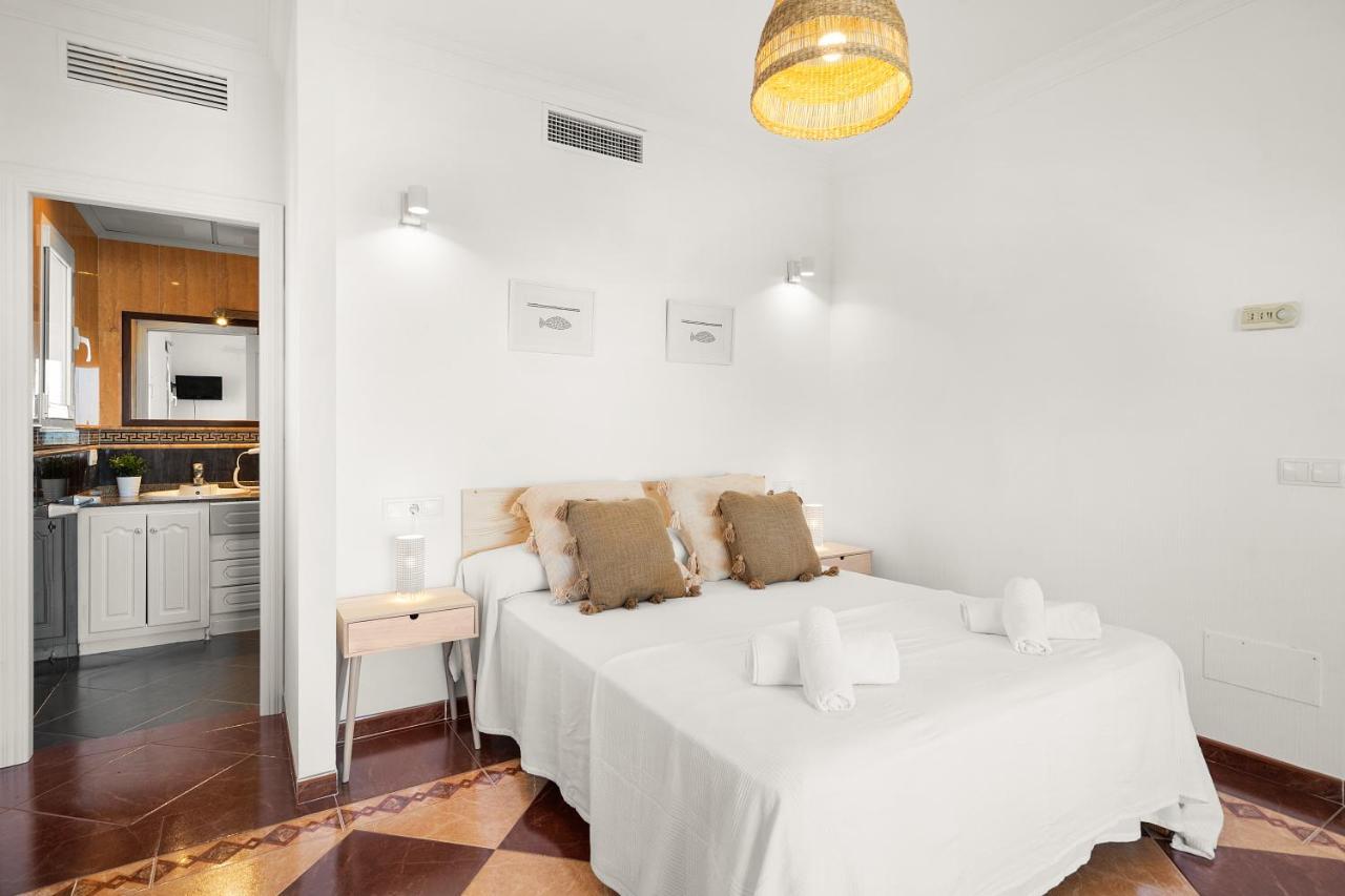 Punta Prima Apartments Экстерьер фото